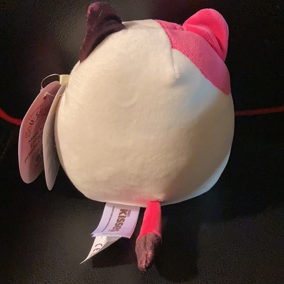 Valentine Squishmallow Pyper - Picture 2 of 4